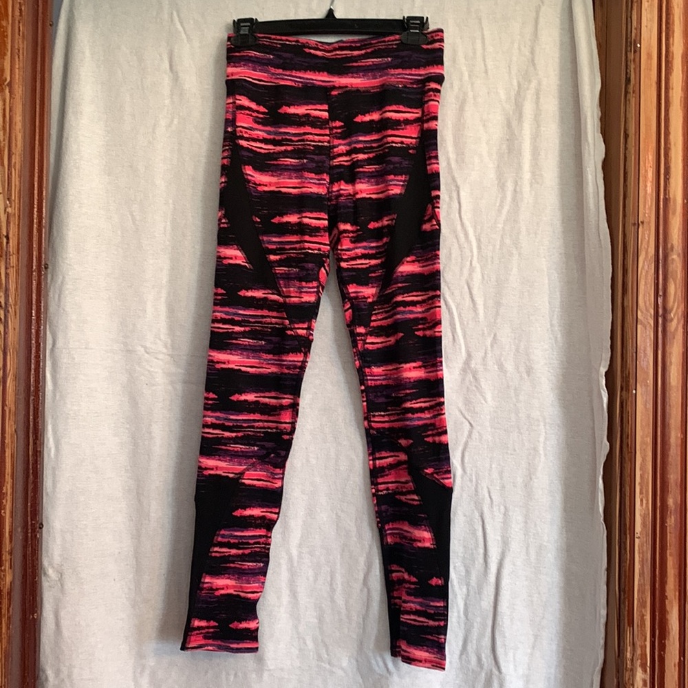 Vibrant leggings 🟥